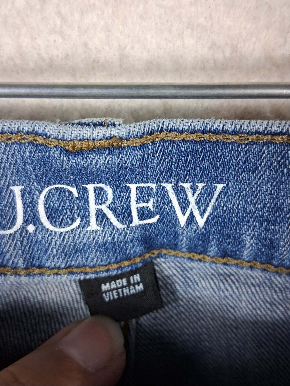J.Crew 9" Vintage Slim Straight Women 30 Bensen Wash Blue Denim Distressed Jean - Picture 7 of 16